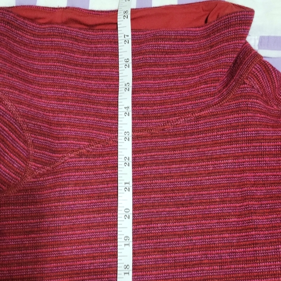 Mountain Hardwear Serrana Turtleneck Sweater Wool Blend Women's Large Red - Picture 9 of 10